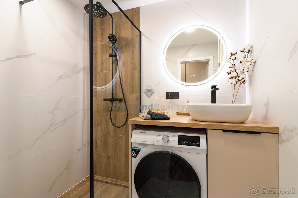 PRENAJATÝ - Na prenájom menší 2 izbový byt na ulici Palkovič - 8