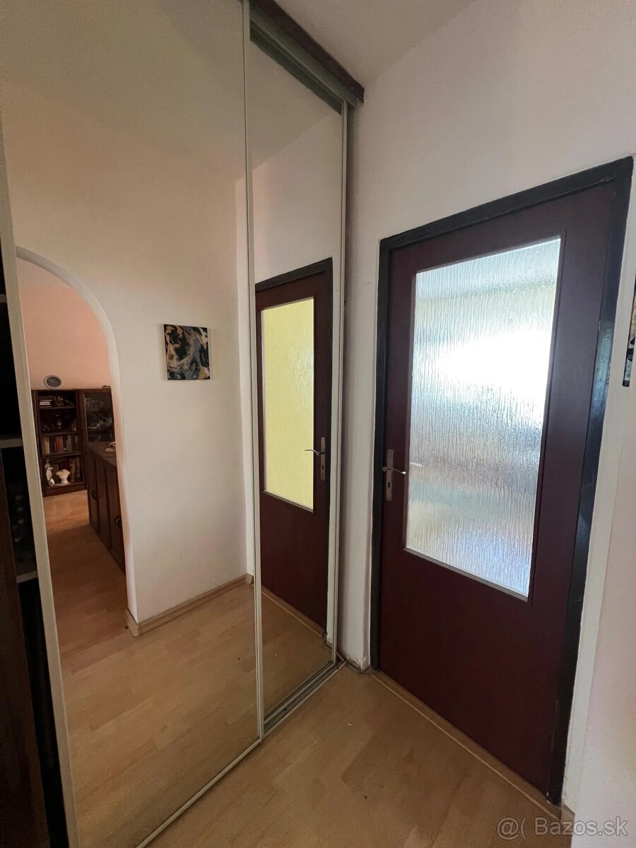 Realitný kancelária REALADR s.r.o. - 8