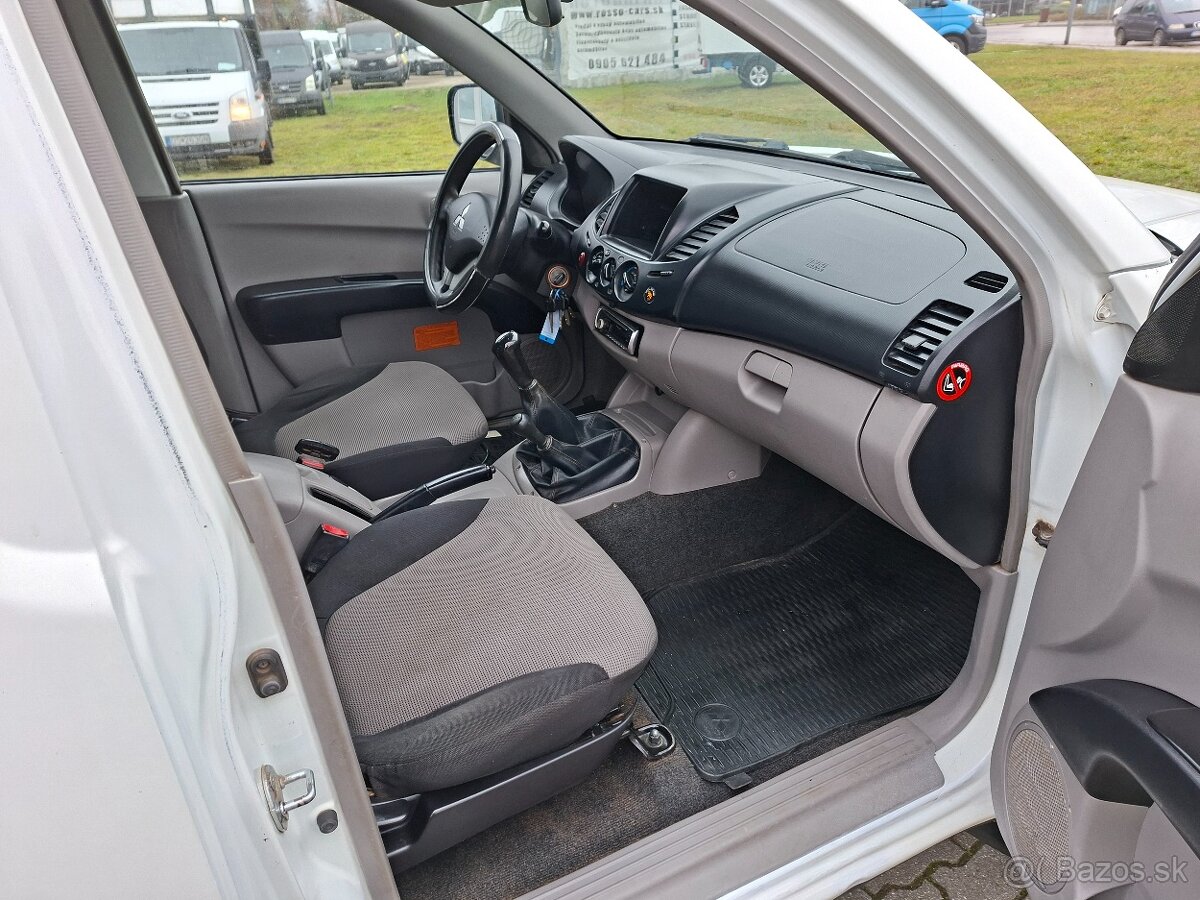 Mitsubishi L 200 L200 2.5 DI-D Single Cab 2011 - 8