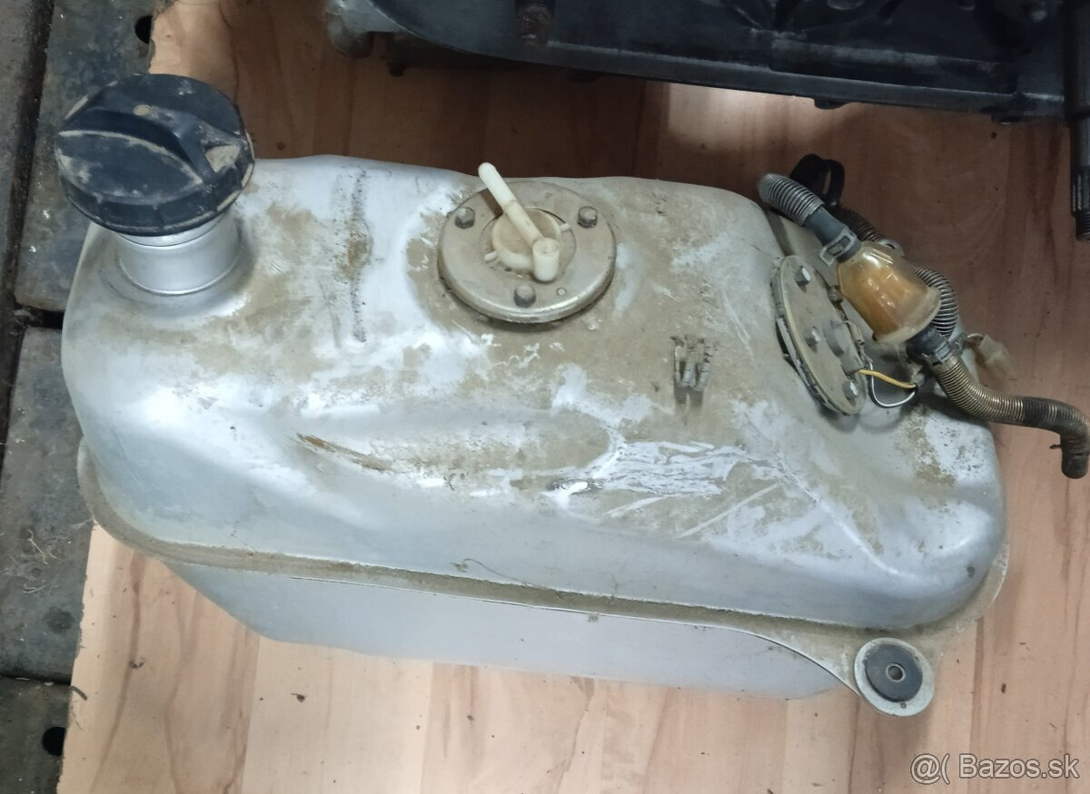 Suzuki AN 400 Burgman - 8