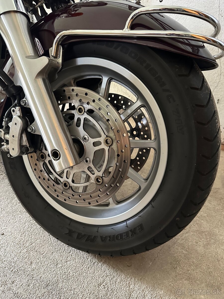 Suzuki Intruder VLR1800 - 8