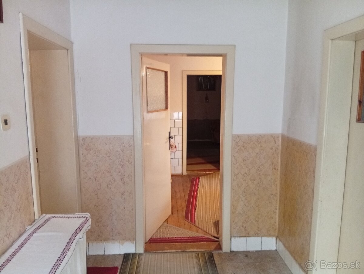 Predám Rodinný dom v dobrom stave - Dulovce - 8