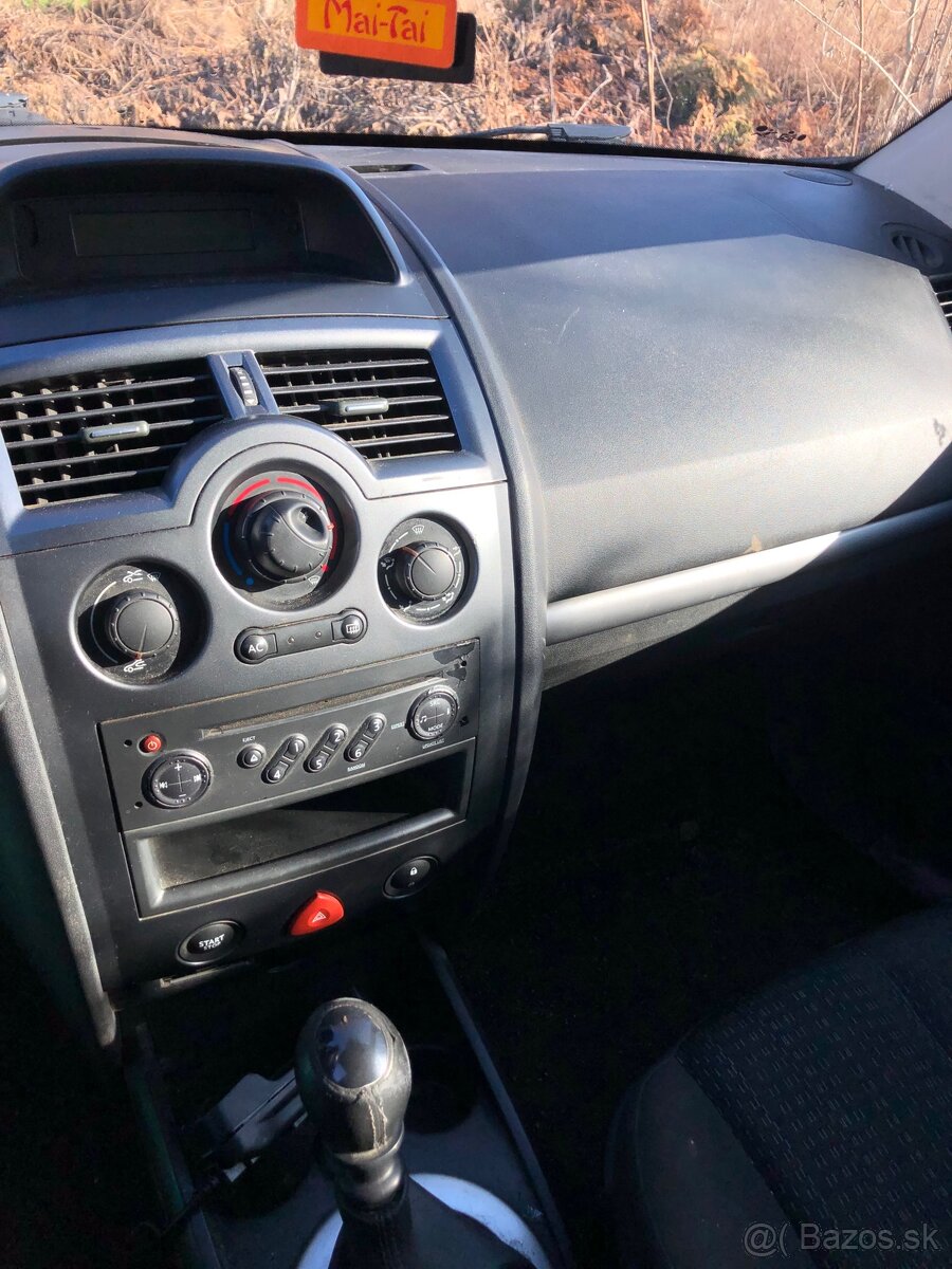 Rozpredám Renault Megane 2 - 8