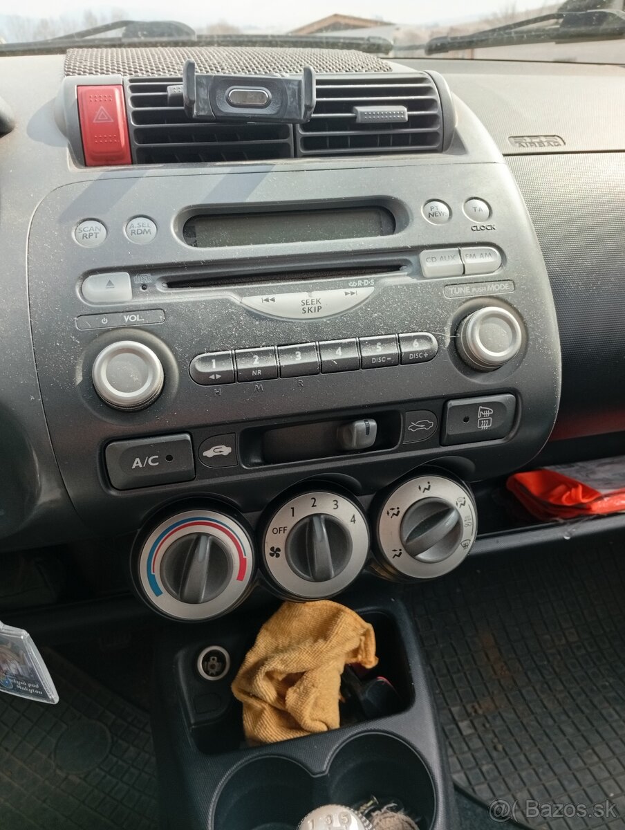 Predám Honda Jazz - 8
