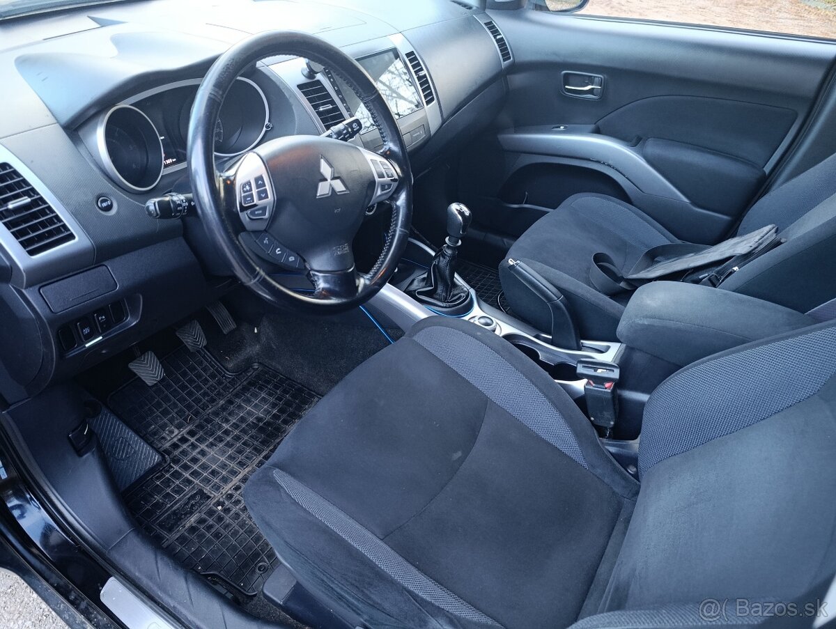 Mitsubishi Outlander 2.2 did 115kw, 4x4, r.v.2008, Top stav - 8
