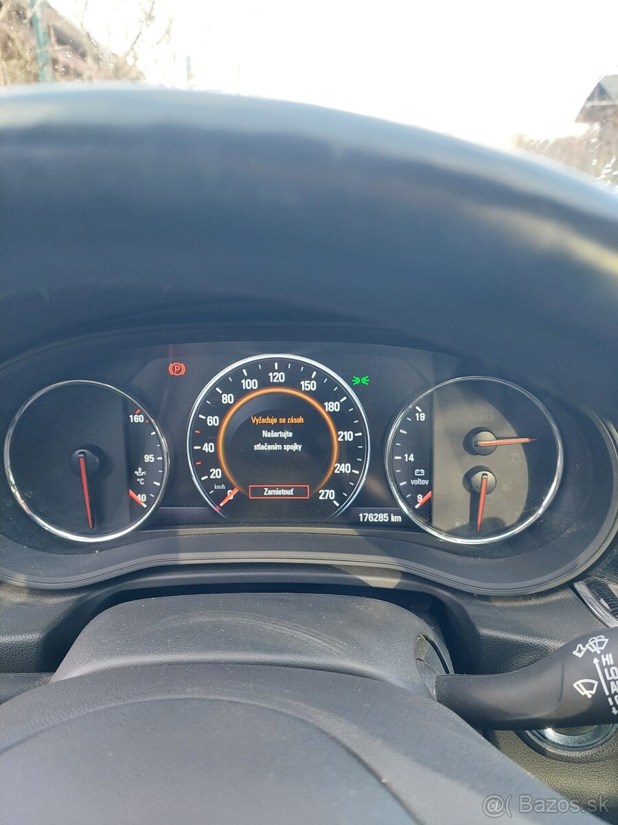 Predám Opel Insignia ST - 8