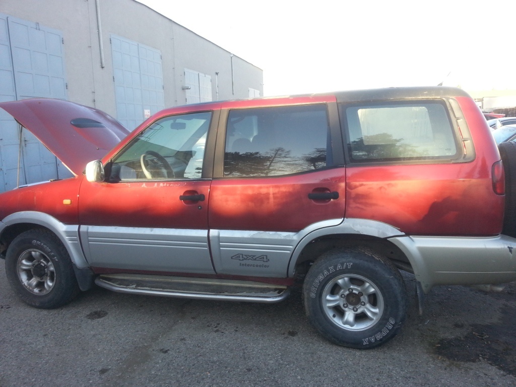 Nissan Terrano II 2,7TDi 92kw - 8