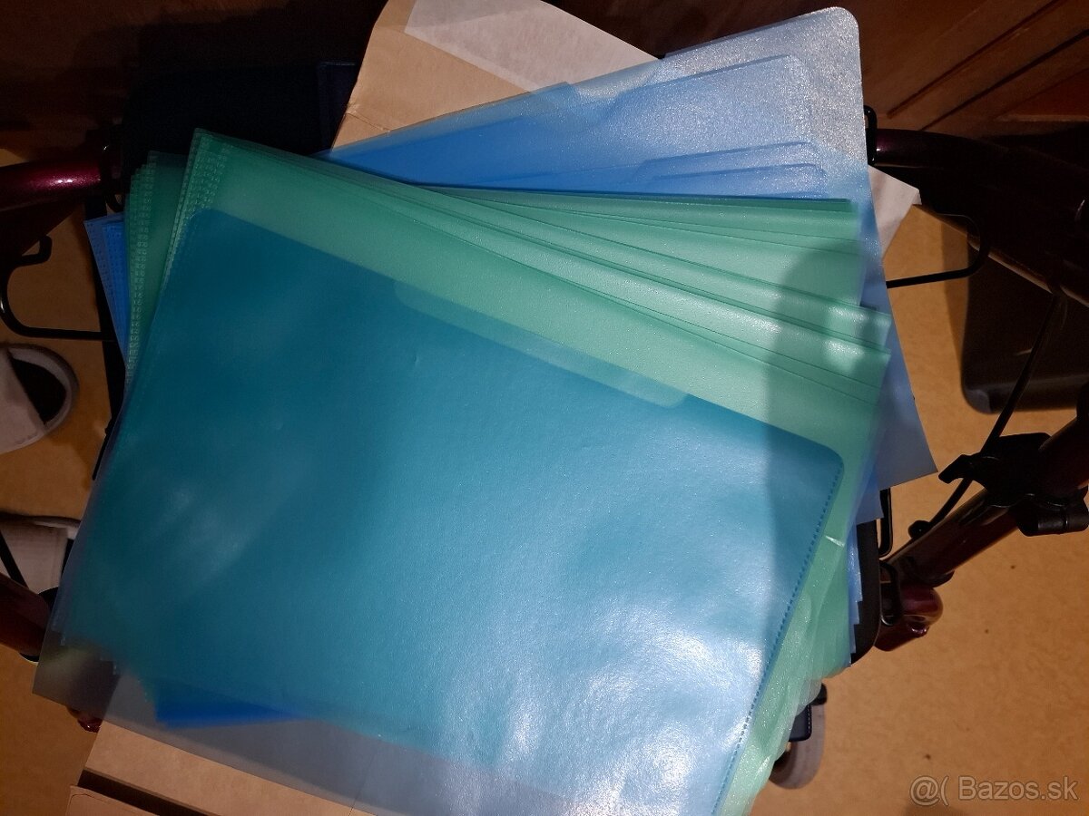 Fascikle/obaly/rozdravovace - 8