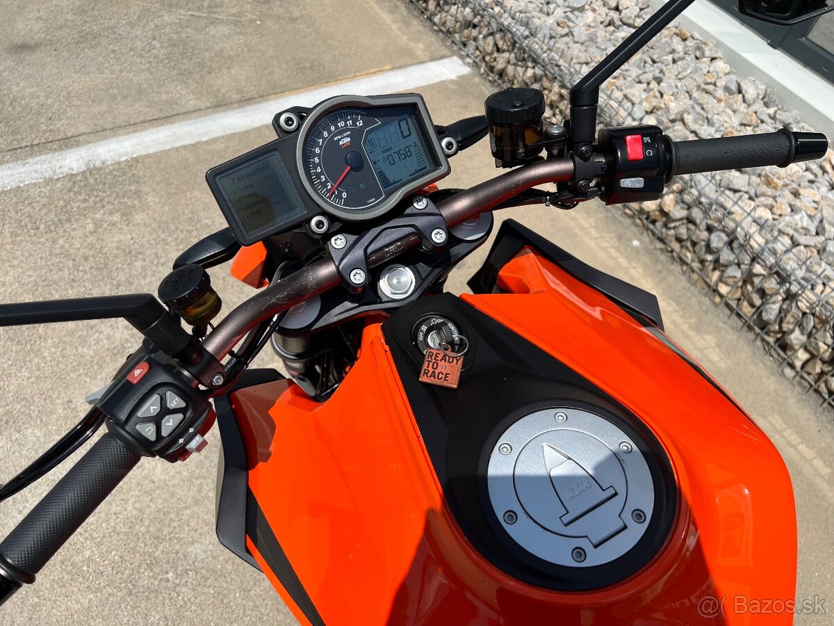 KTM 1290 Super Duke R - 8