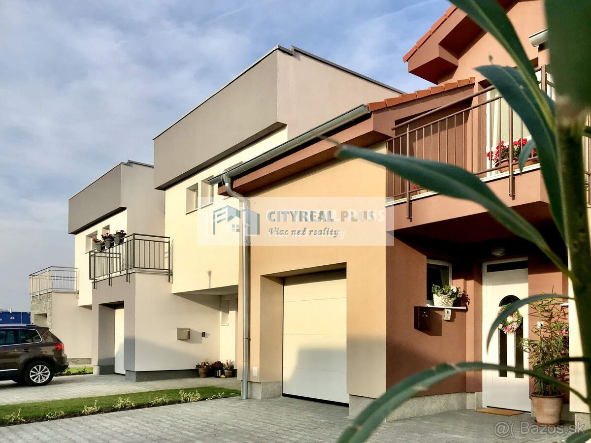 NA PREDAJ 4- IZBOVÁ NOVOSTAVBA S GARÁŽOU V MESTE NOVÉ ZÁMK - 8