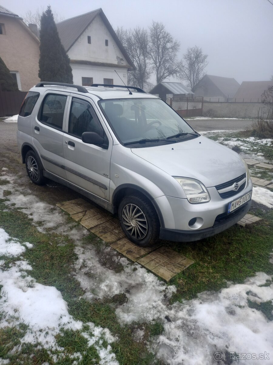Suzuki ignis 1.3 - 8
