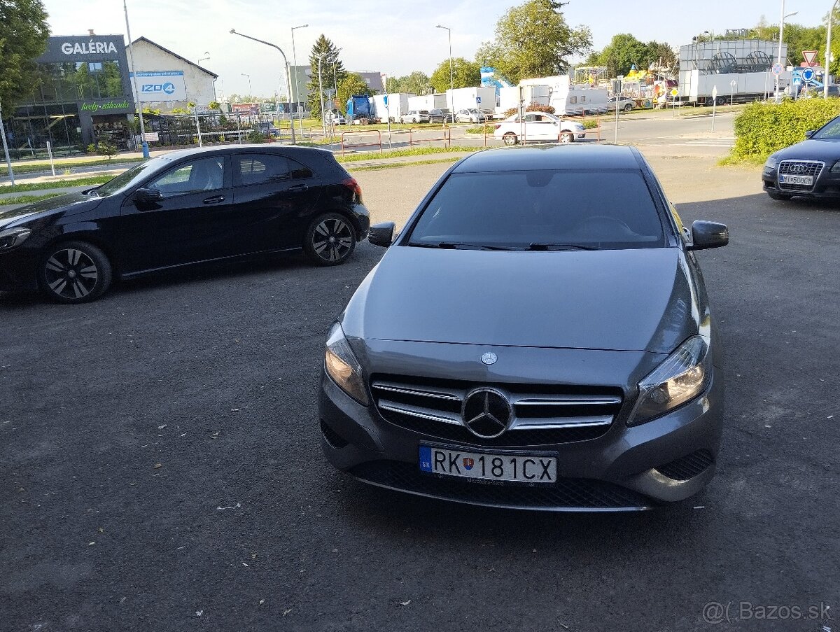 Mercedes Benz A - 8