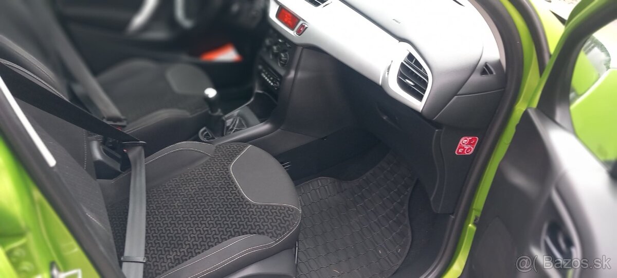 CITROËN C3 1,4 BENZÍN,2011, TOP STAVE - 8