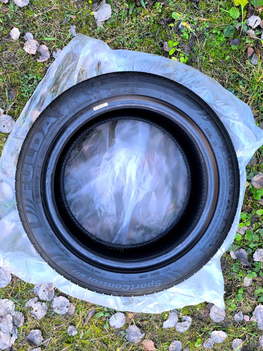 FULDA 215 50 r17 letné - 8