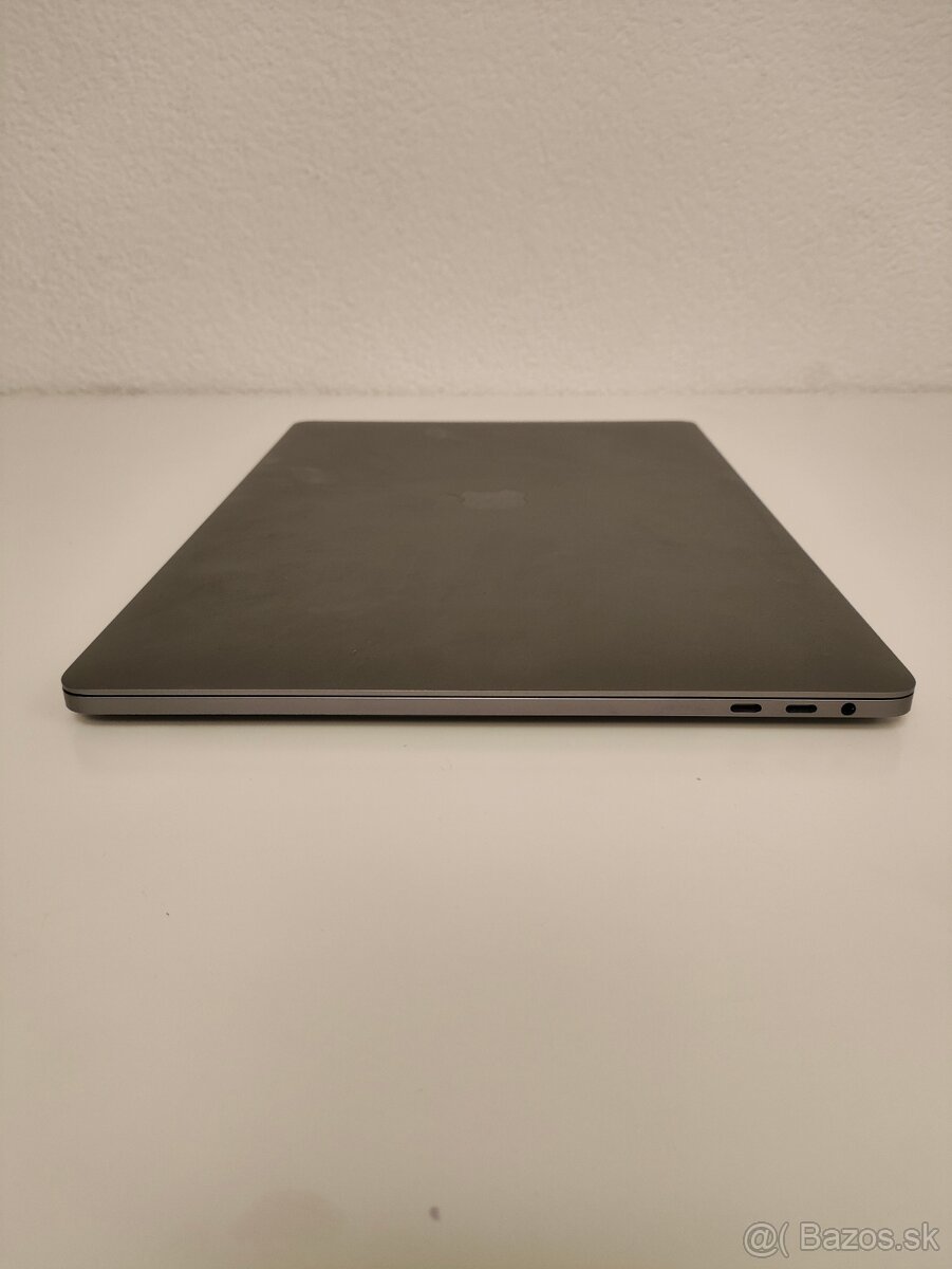 MacBook Pro 15 2016 | i7 • 16GB • 256GB 🎁 - 8
