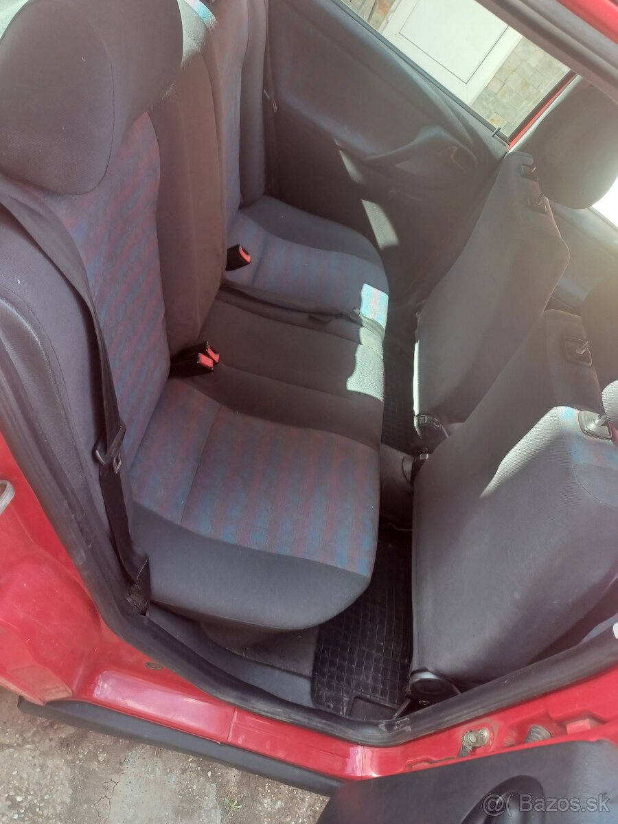 Predám Volkswagen Polo 1,4 - 8