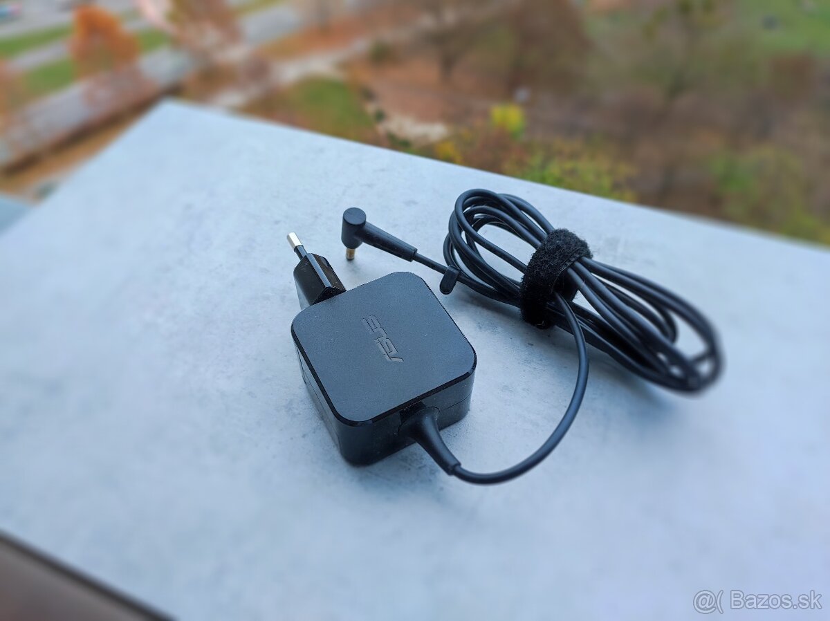 Hliníkový 14" UltraBook Asus ZenBook RM431D - 8