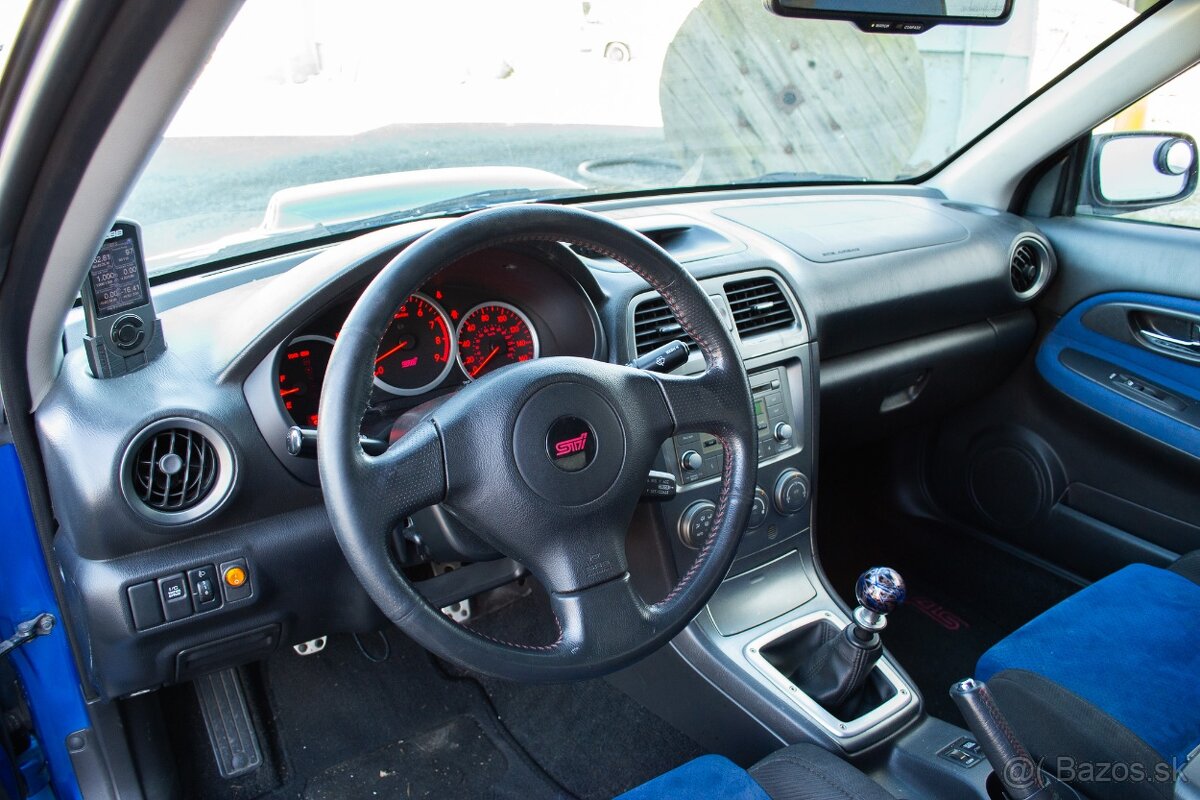 Subaru Impreza 2.5 WRX STI - 8