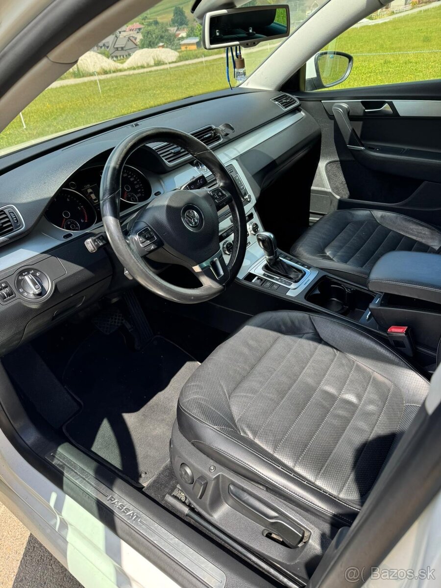 Volkswagen Passat 2.0 TDI 170k Highline 4MOTION DSG - 8