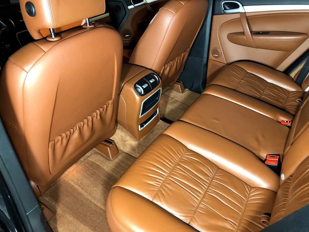 Porsche Cayenne S 4.8 V8 - 8