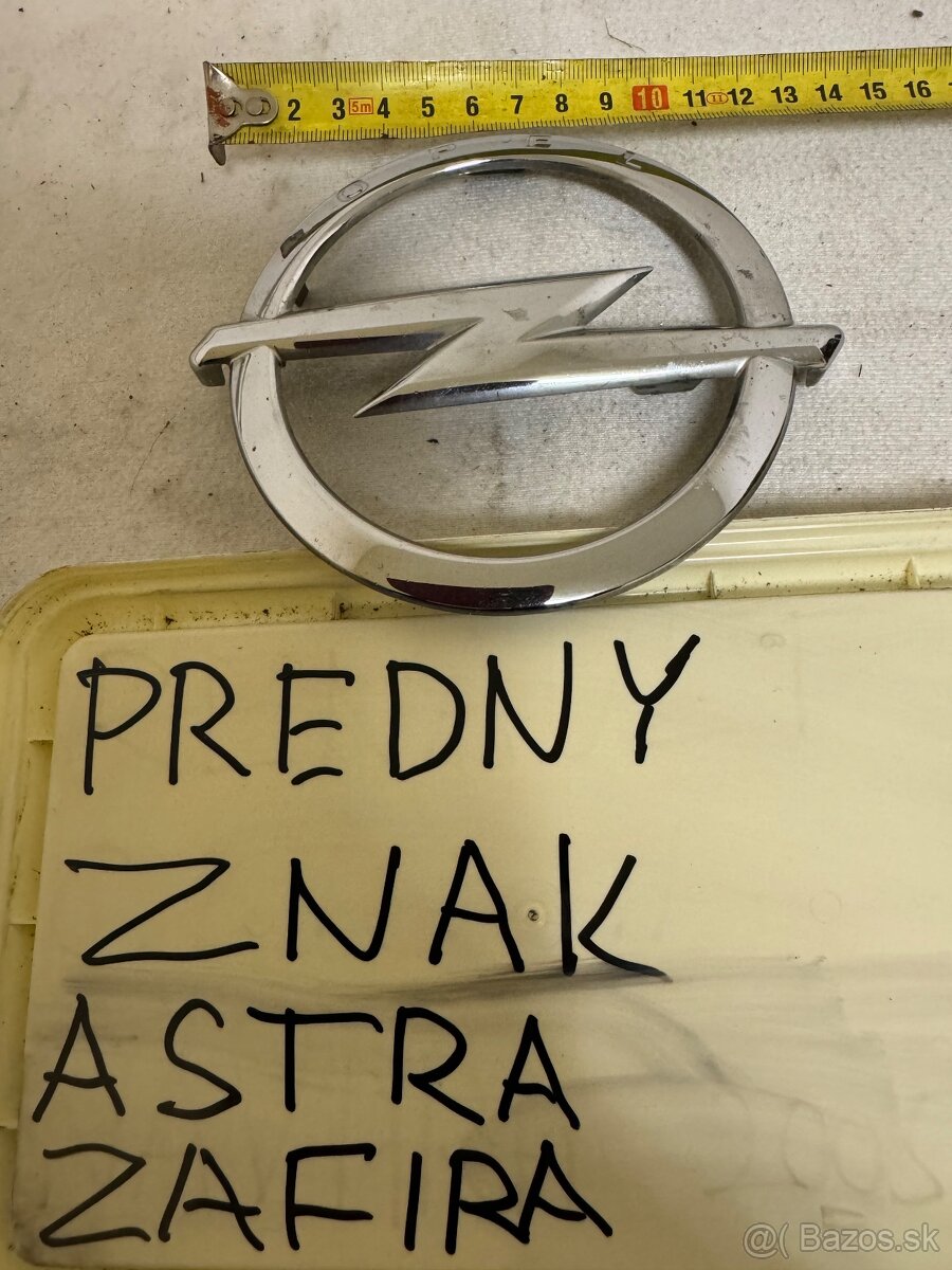 Opel Astra K 2009-2015 Opel astra J. - 8