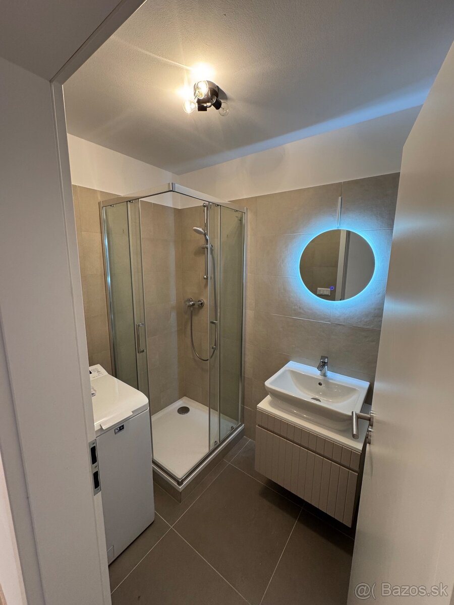 1-IZBOVÝ BYT V NOVOM RUŽINOVE S PARKING - E.2.4.5 - 8