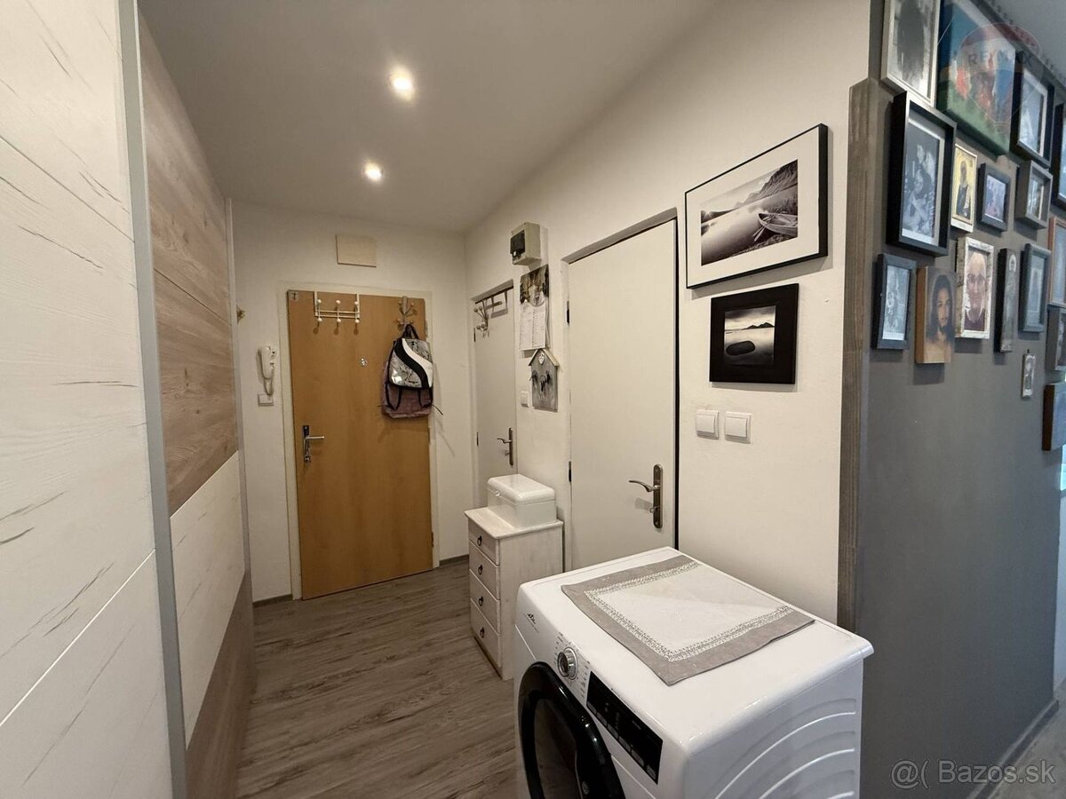 NA PREDAJ 2.izb.byt v Martine - M.R.Štefánika - 8