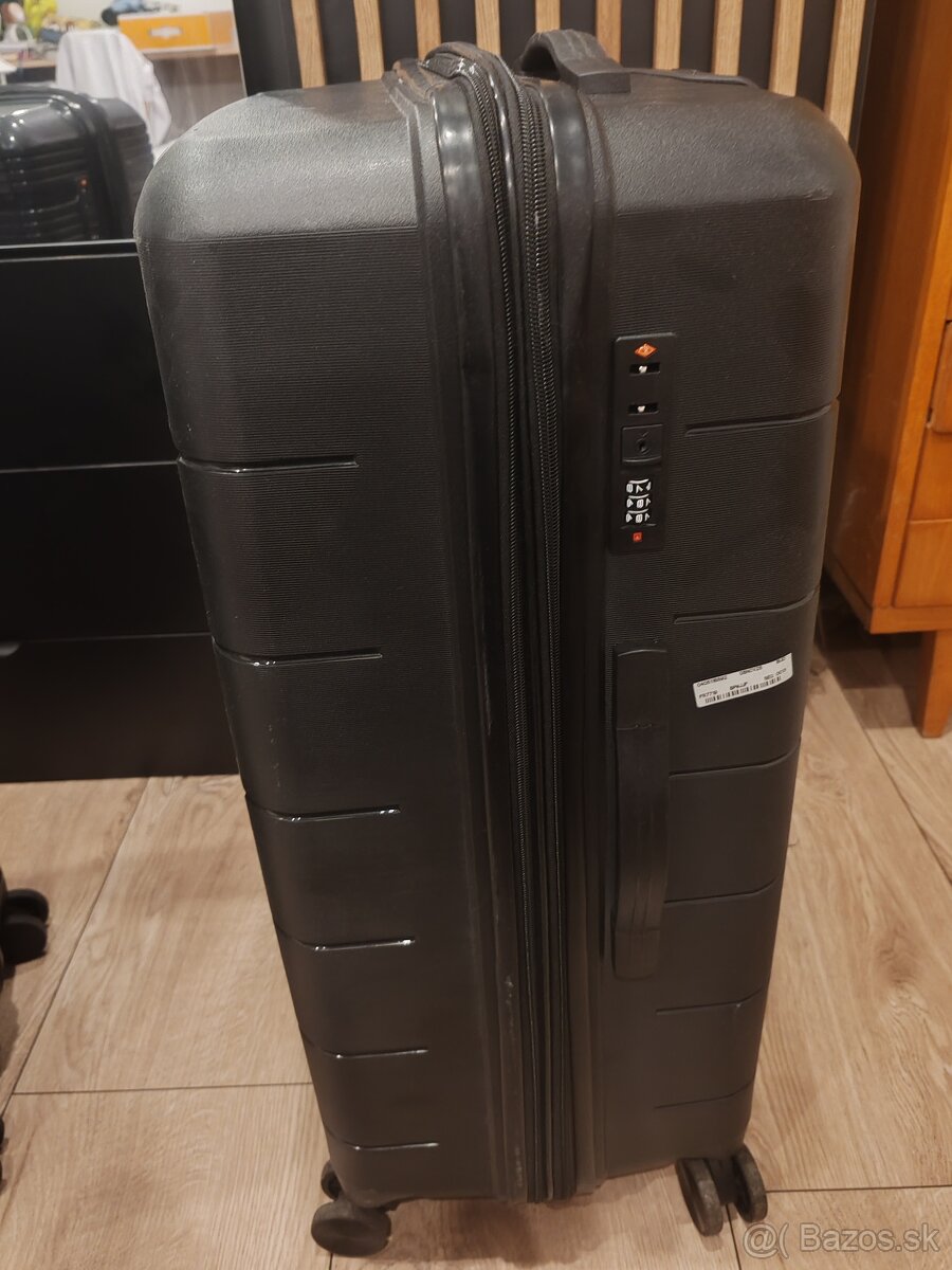 Predám cestovný kufor - 8