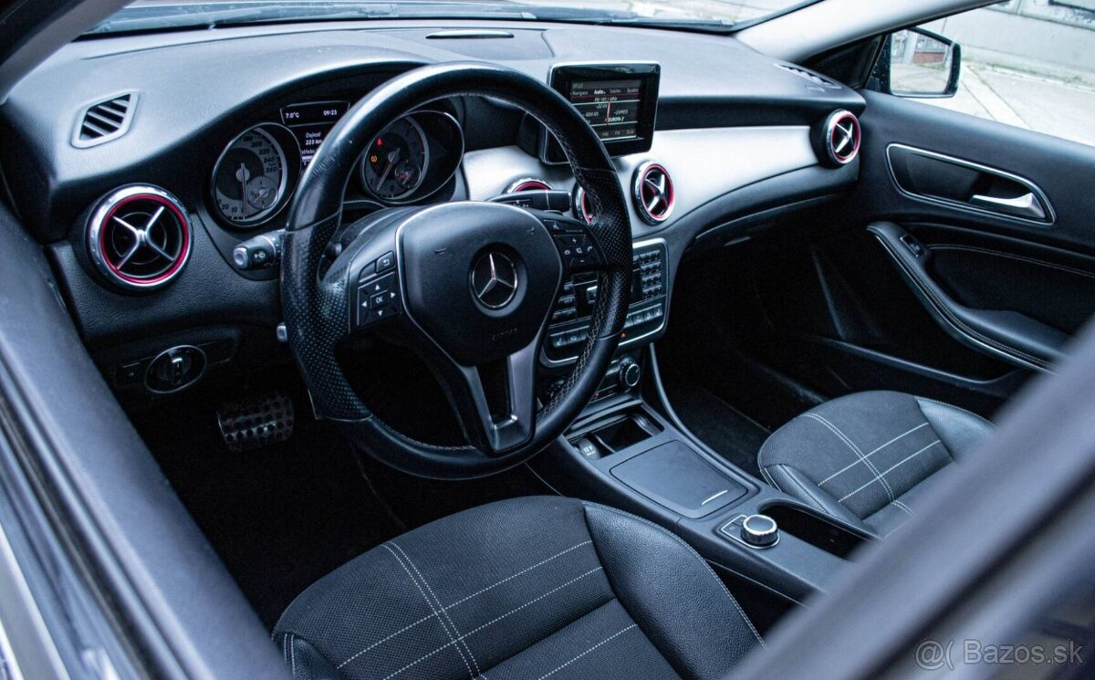 Mercedes-Benz GLA 220 d 4MATIC A/T - 8