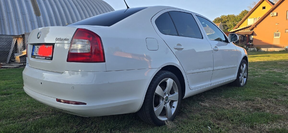 Škoda Octavia M2012 - 8