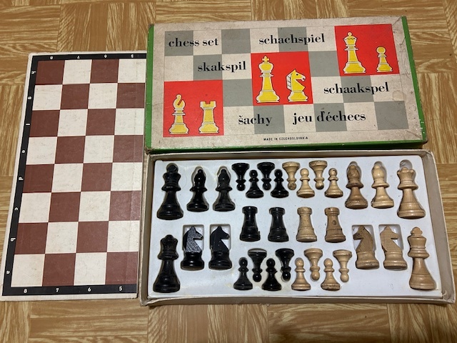 Predám drevenné kocky, spol. hry, šport. potreby, hračky - 8