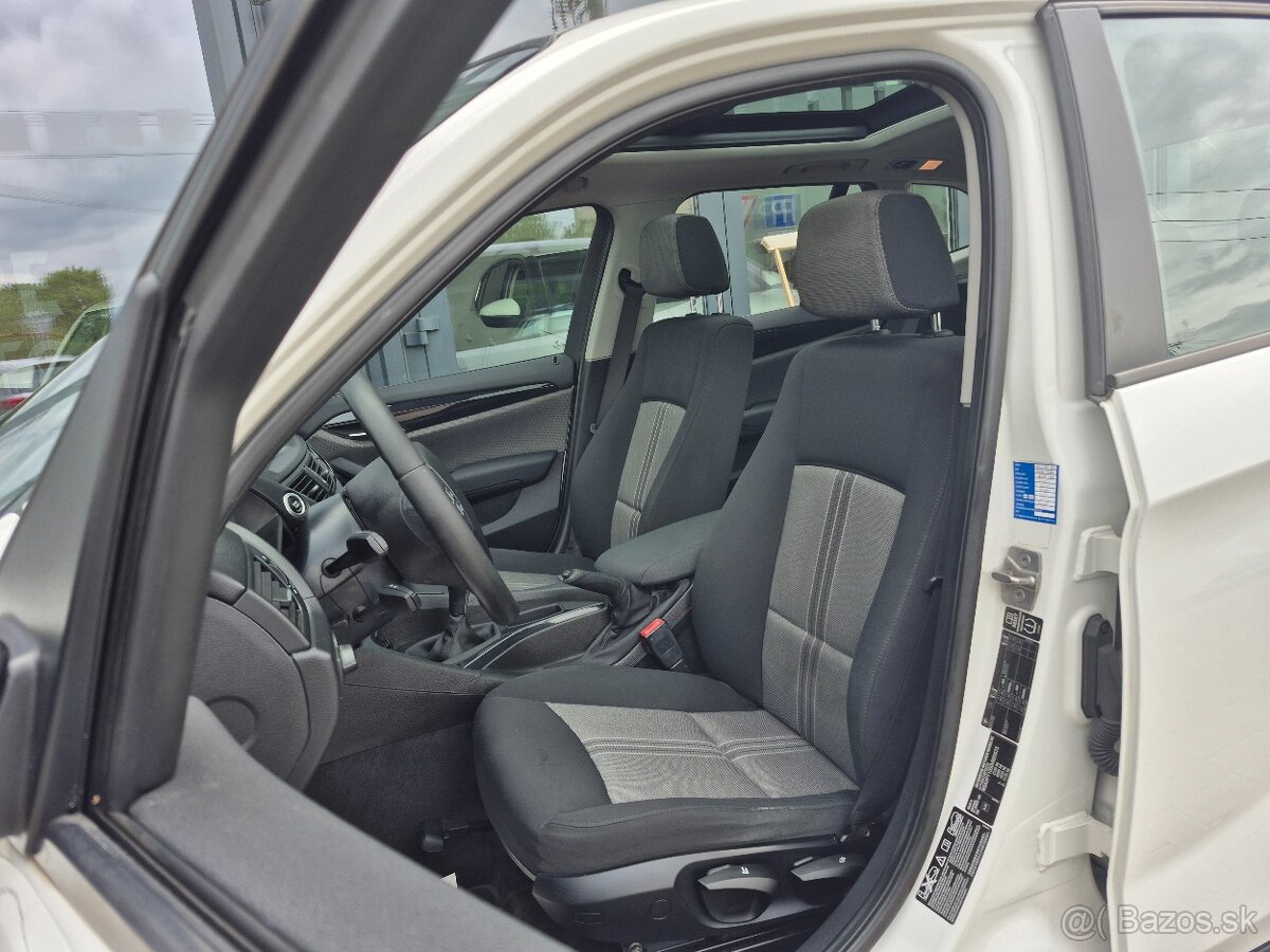 BMW X1 xDrive 18d / AKCIA - 8