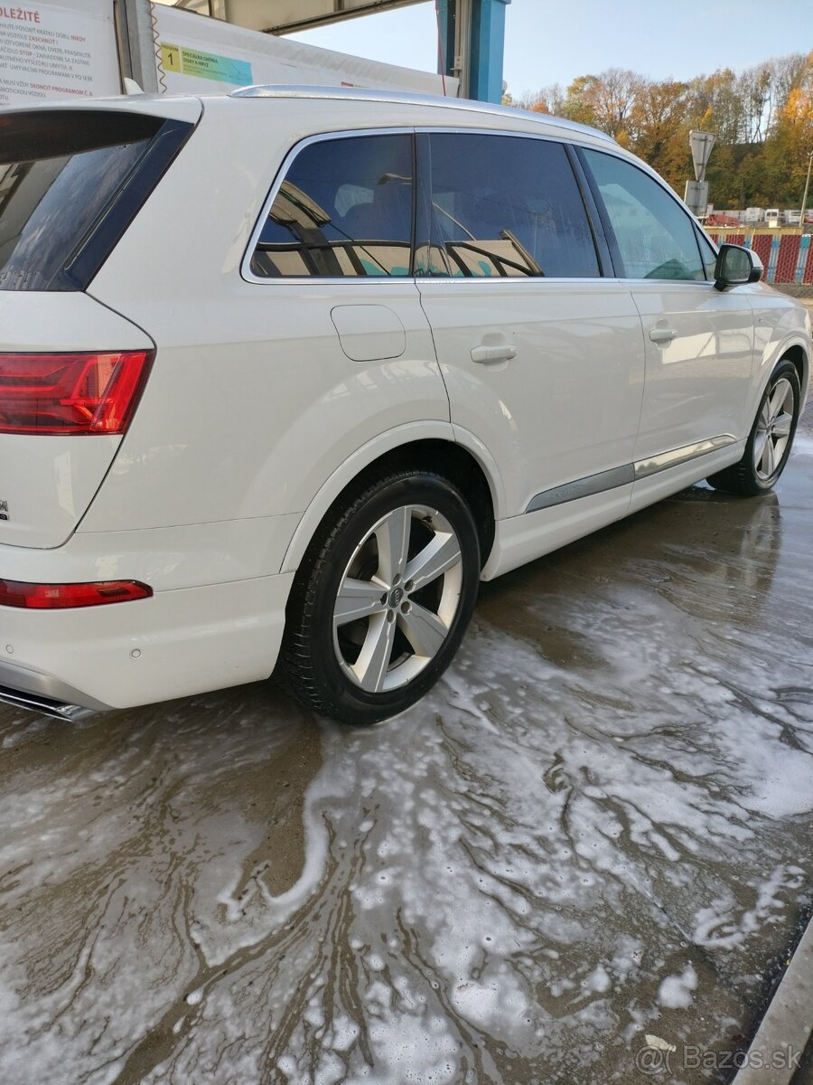 Audi Q7 3.0 TDI - 8