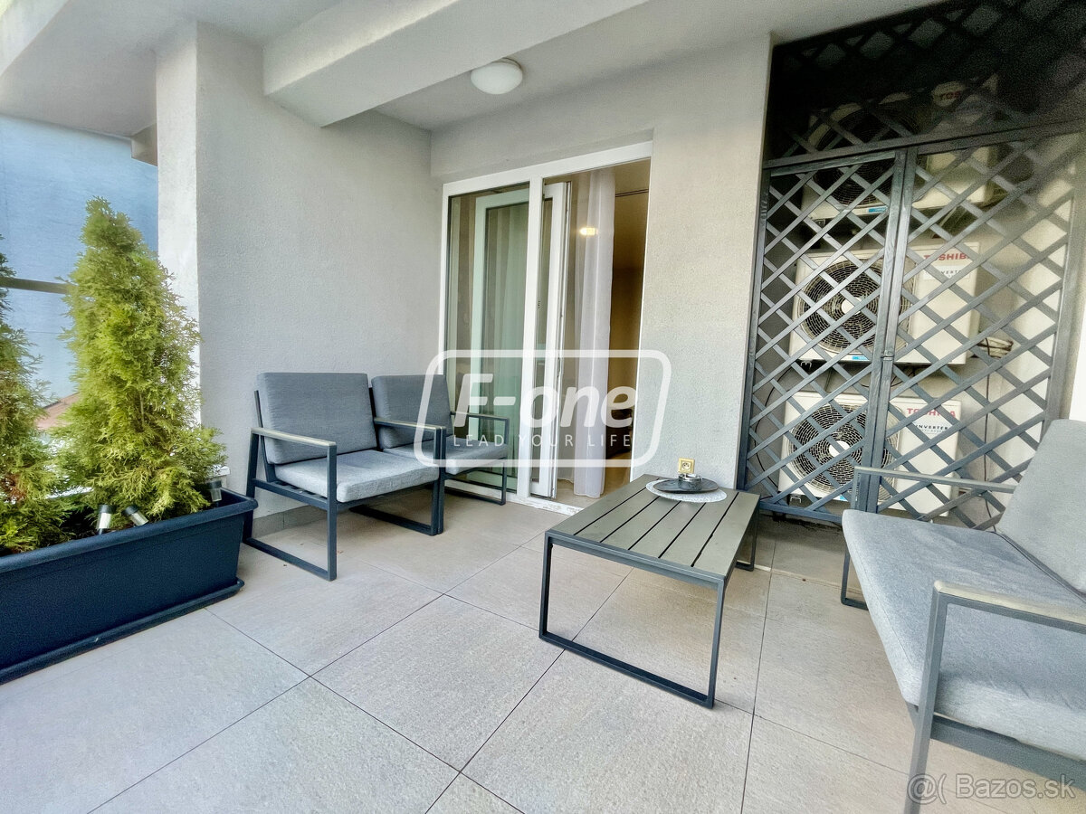 Exkluzívny penthouse 75 m² s terasou a panorámou - 8