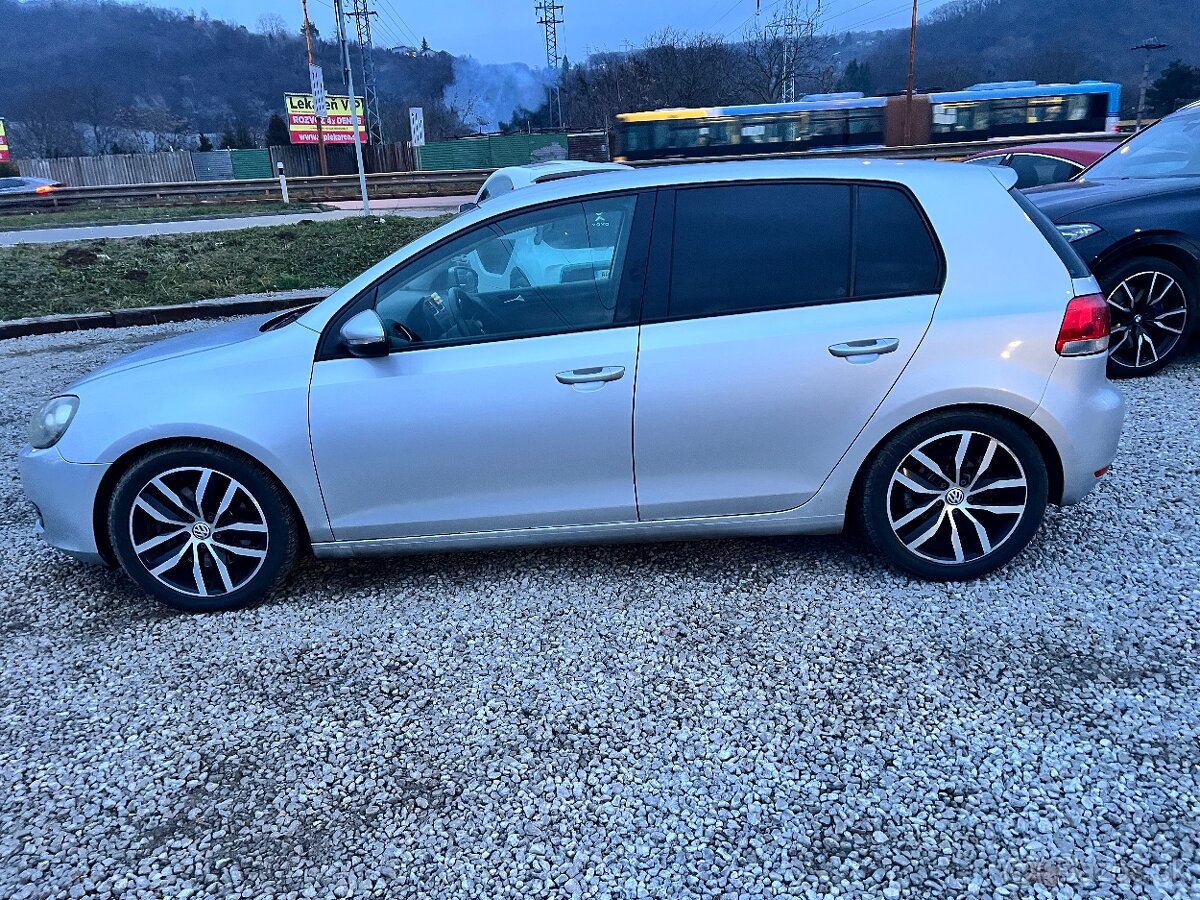 Volkswagen Golf 1.4 TSI 160k Highline - 8