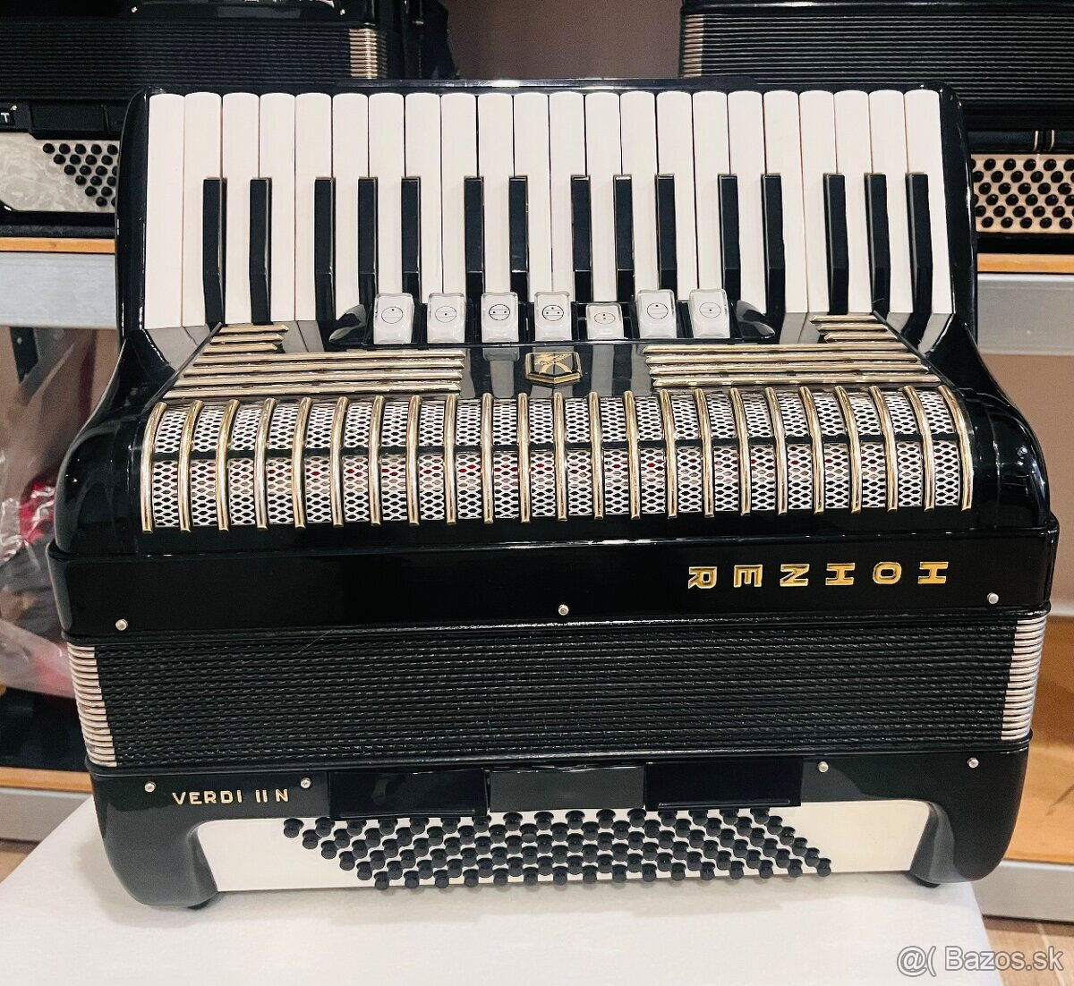 Predám akordeón Hohner Verdi II N- 96 Basový - Made in Germa - 8