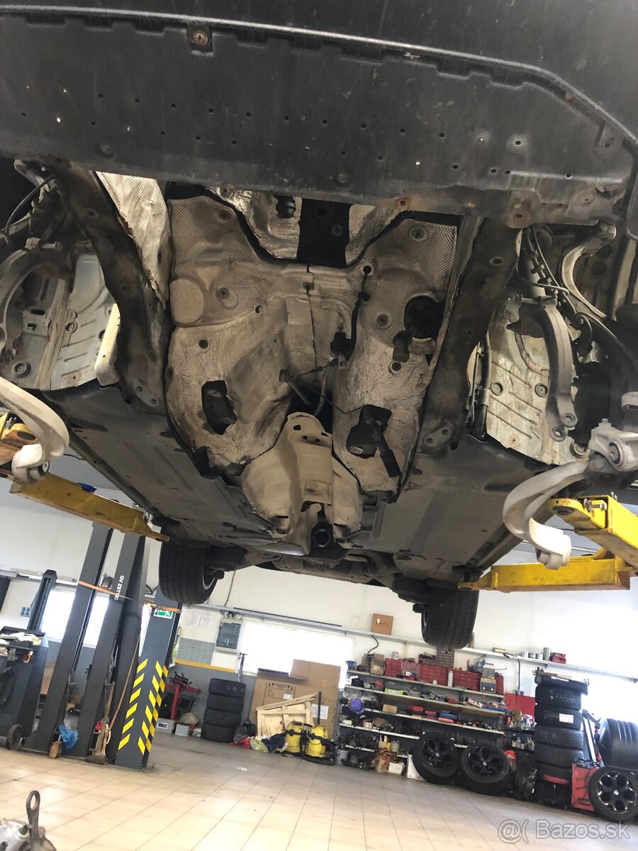 Audi A4 B8 3.2FSI V6 Quattro - 8