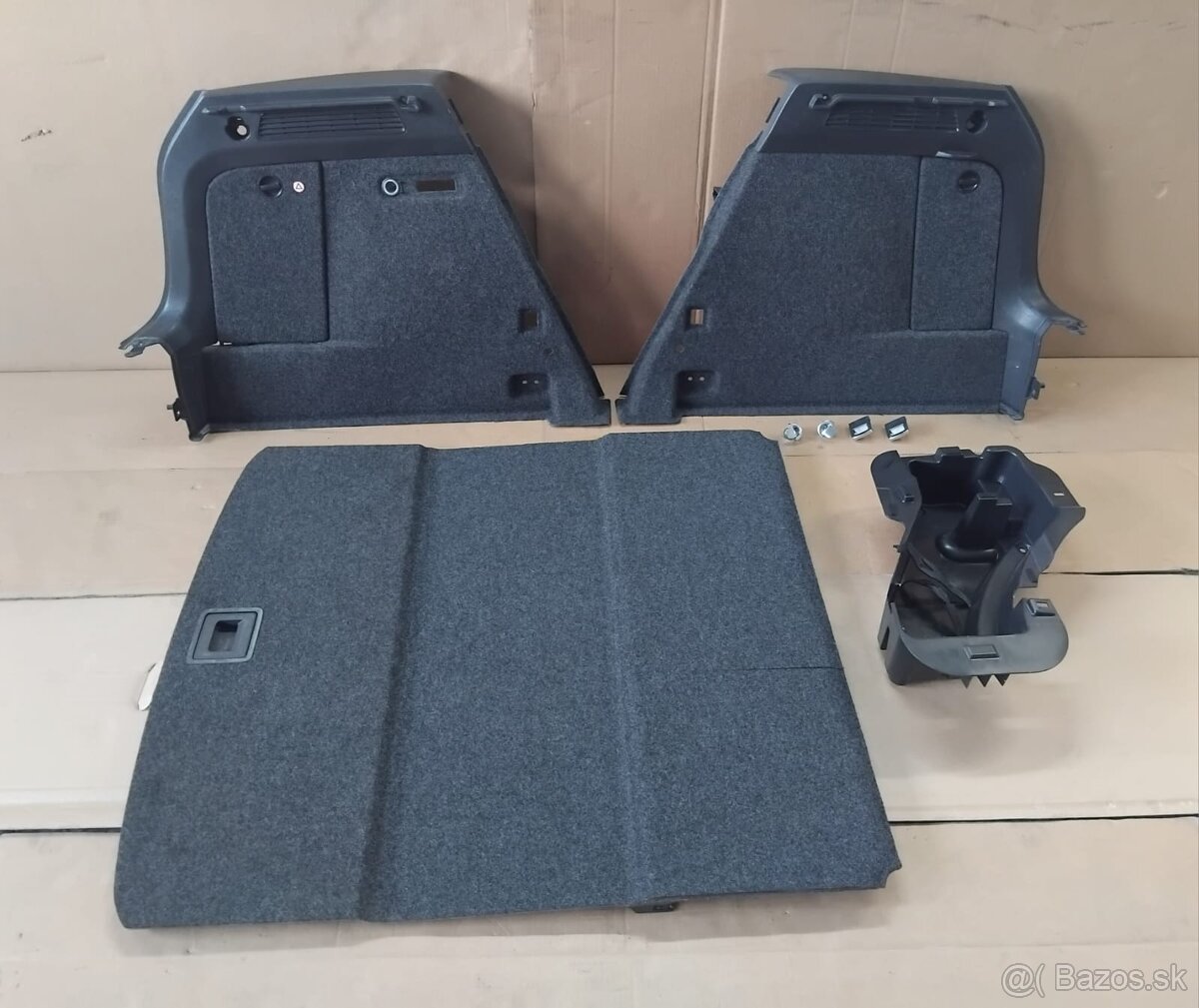 diely interiéru VW Tiguan 2011 - 8