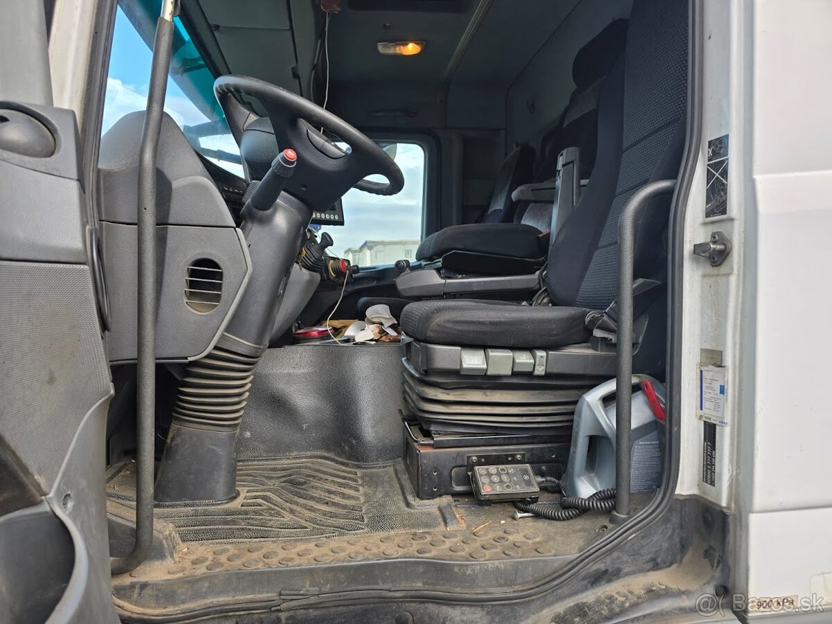 SPECIÁL MERCEDES ACTROS 2532 6X2 r.2012,standart,automat - 8