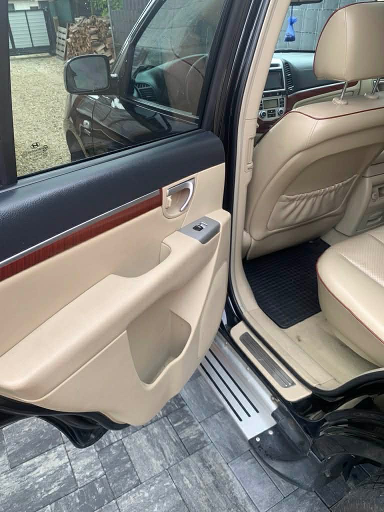 Hyundai Santa Fe - 8