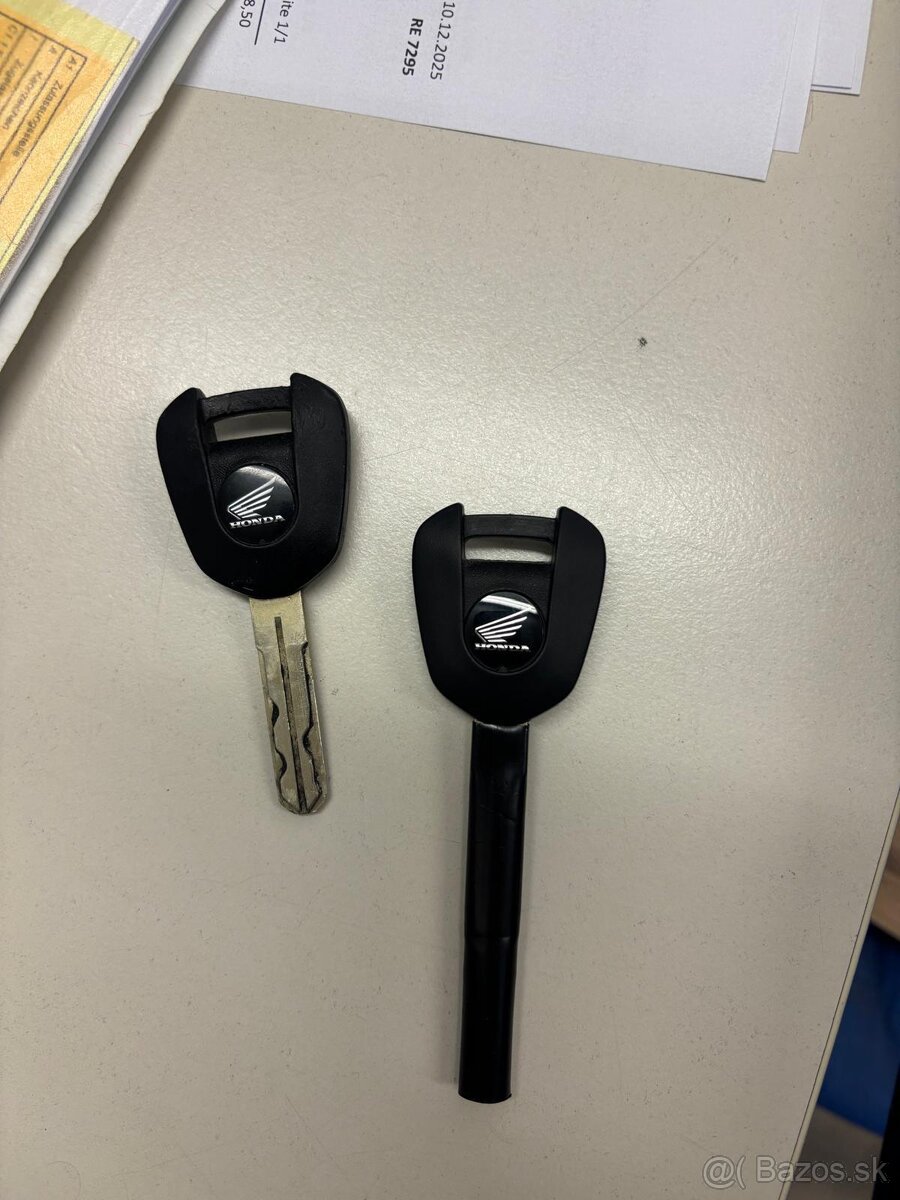 Handa CBR650R r.v. 06/24 - 8