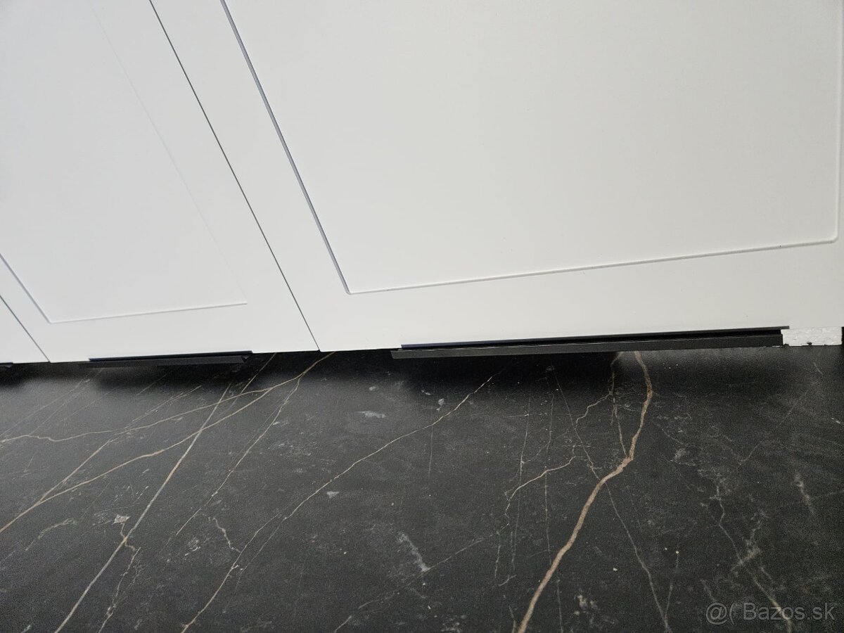 Nová kuchynská linka s pracovnou doskou - 8