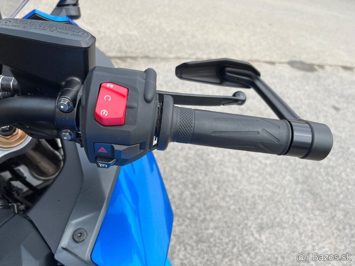 Suzuki gsx-s 1000 gt - 8