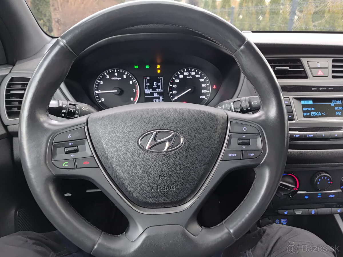 Hyundai i20 1.2b - 8