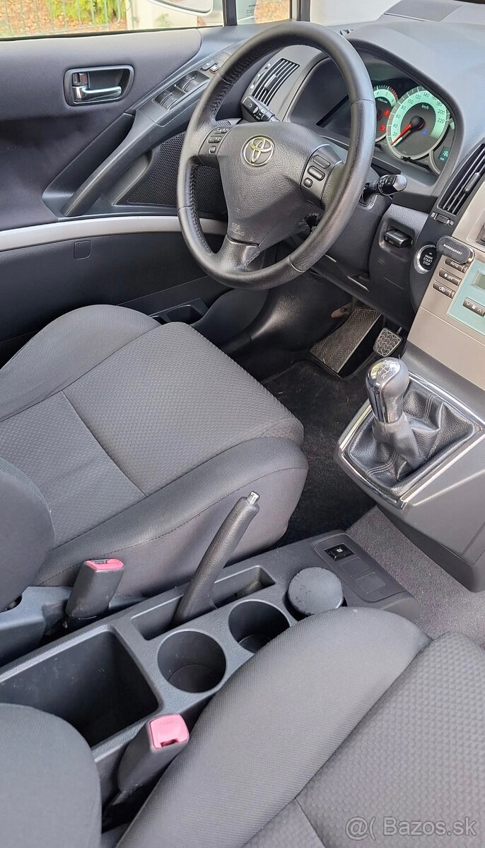 Toyota Corola Verso 2.0 TDI - 8