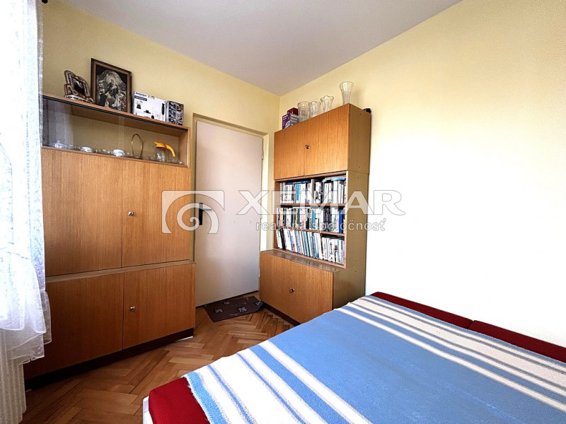 Na predaj 4,5i byt - 8