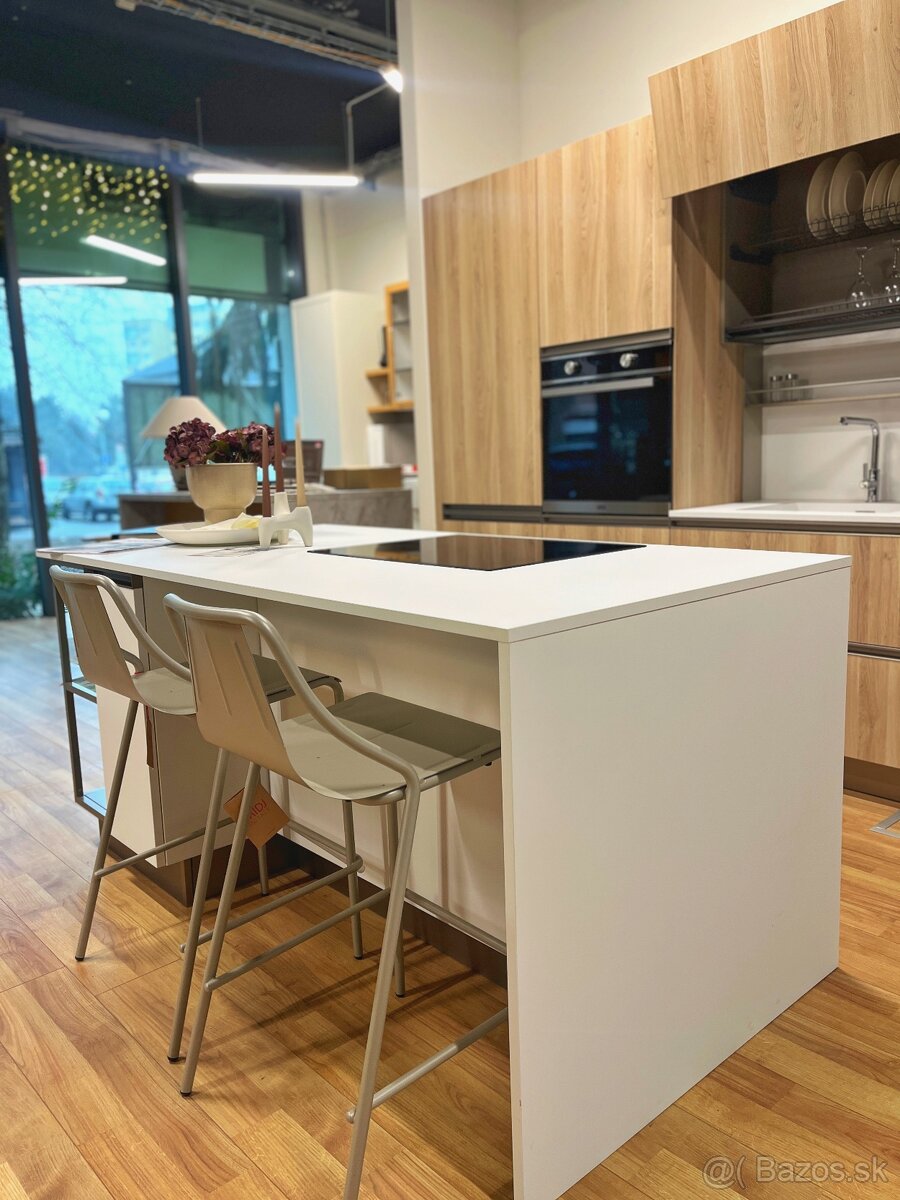 Talianska kuchynská linka / NOVÁ - 8