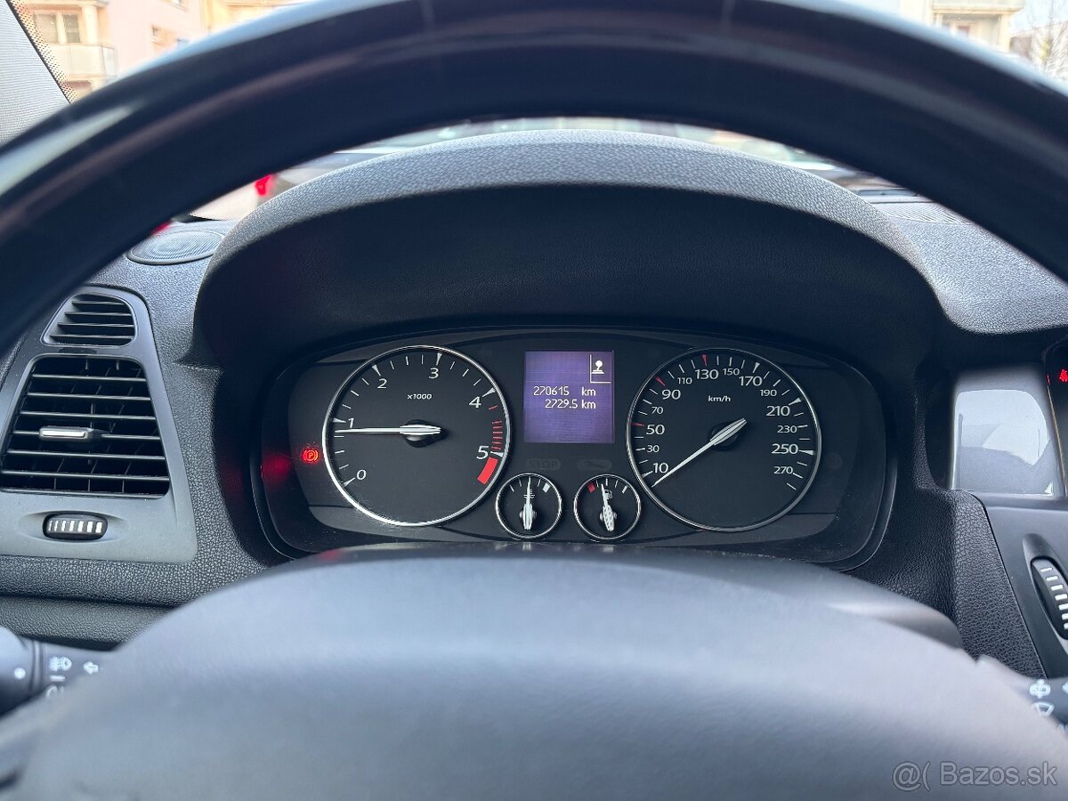 Renault Laguna 2.0DCi 110kw 4Control - 8