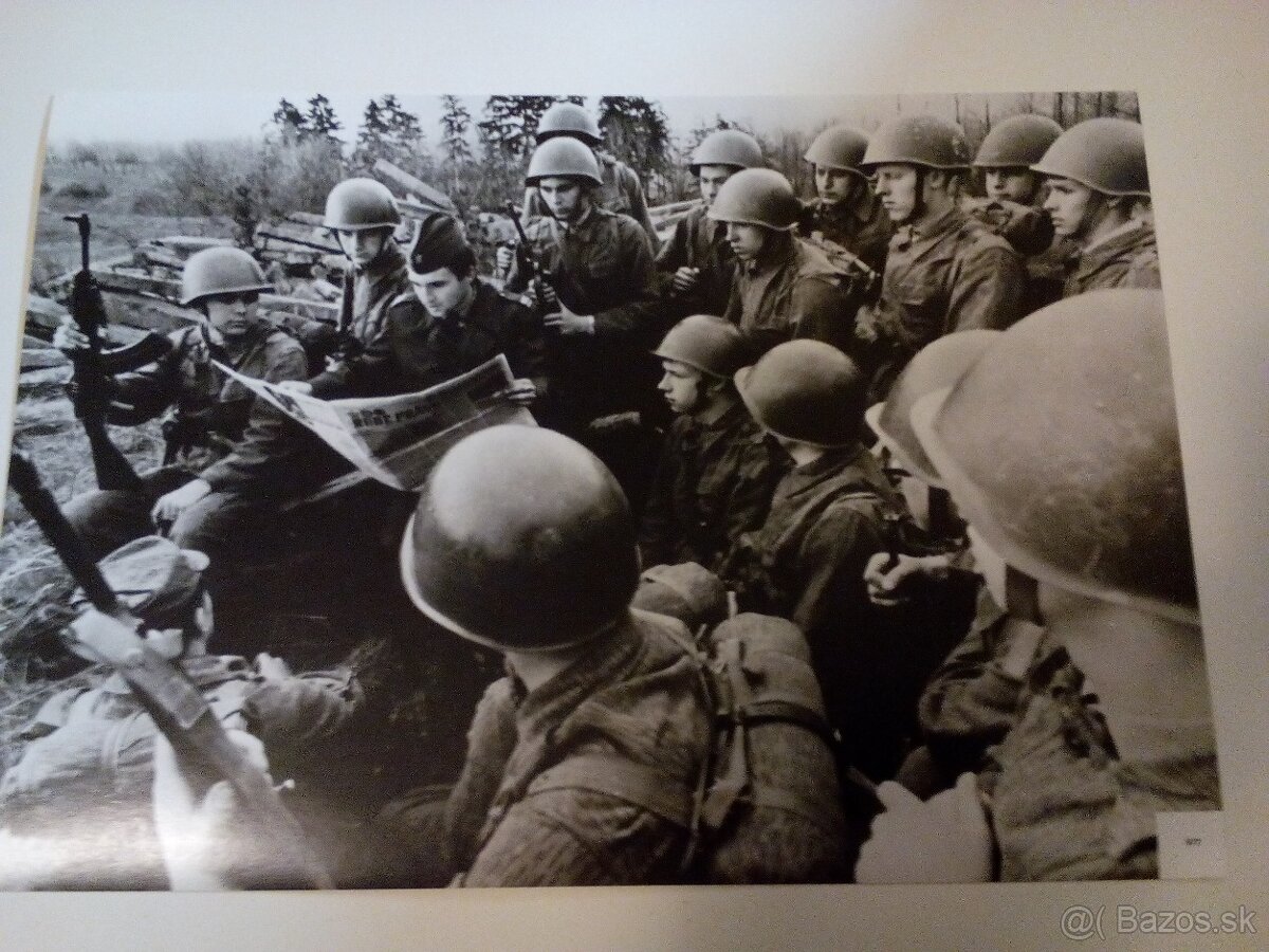 staré foto z čias socializmu / transparent - 8