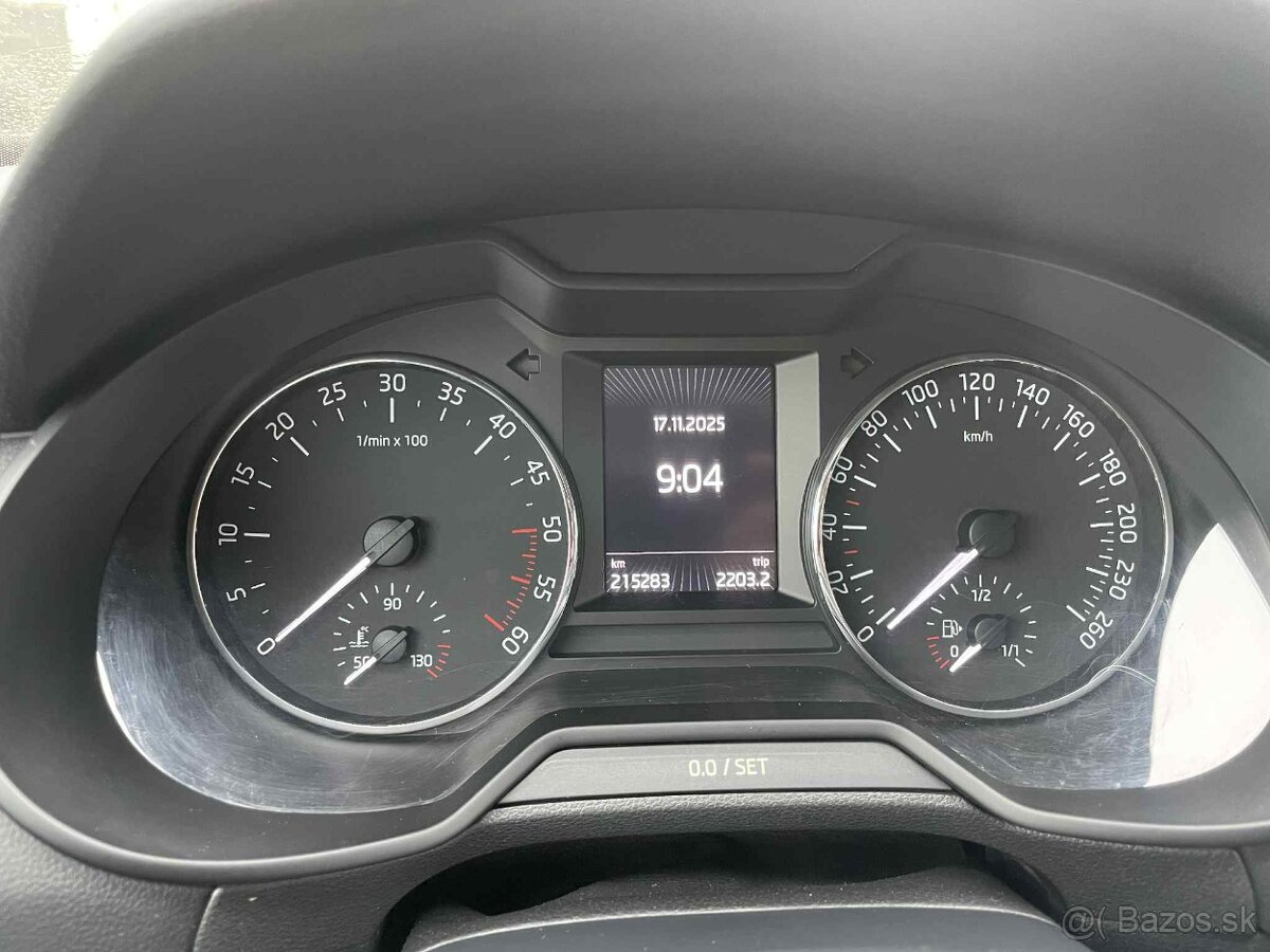 Škoda Octavia Combi 2.0 TDI Ambition DSG - 8